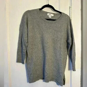 Women’s Vineyard Vines Sweater
